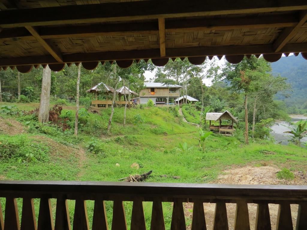 Batu Kapal Jungle Houses Berastagi Quarto foto
